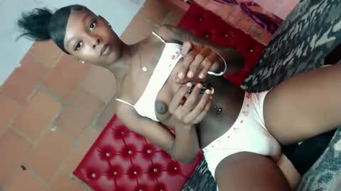 rumina_big_dick_1 online show from May 22, 4:36 pm
