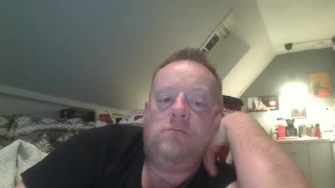 Snapshot of runepetter chatting on February 1, 9:40 pm bignorwegian online show from February 1, 9:40 pm