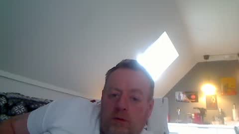 Snapshot of runepetter chatting on March 9, 12:31 pm bignorwegian online show from March 9, 12:31 pm