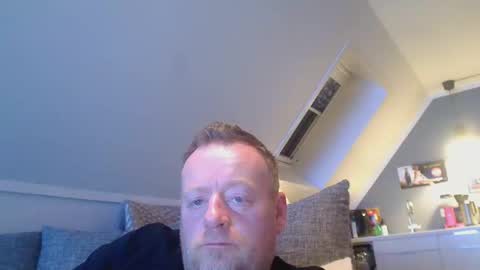 Snapshot of runepetter chatting on December 8, 5:01 pm bignorwegian online show from December 8, 5:01 pm