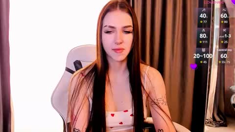 ruthandjessica online show from October 18, 8:46 pm