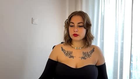 Snapshot of ruthless_111 chatting on September 18, 10:08 am Nika online show from September 18, 10:08 am