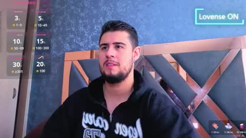 R Y A N online show from October 24, 2:07 pm