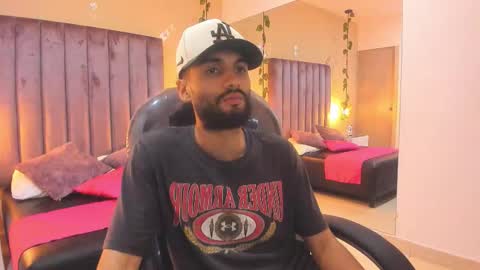 ryan_jackson_ online show from October 29, 8:16 am