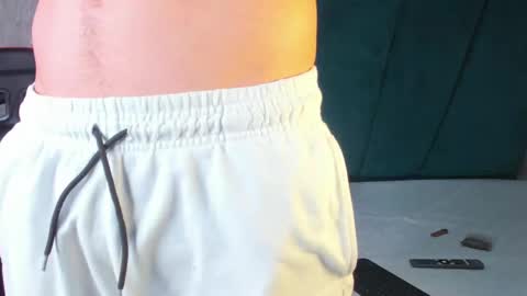 Ryan Levi online show from January 28, 3:25 am