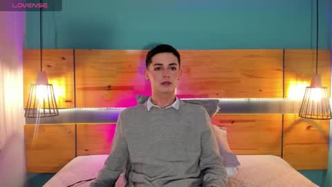 Snapshot of ryan_sailor chatting on September 16, 10:24 pm RYAN online show from September 16, 10:24 pm
