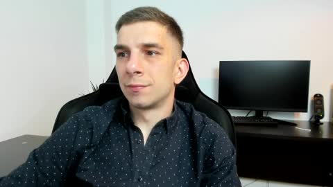Andrew C. online show from May 17, 9:02 pm