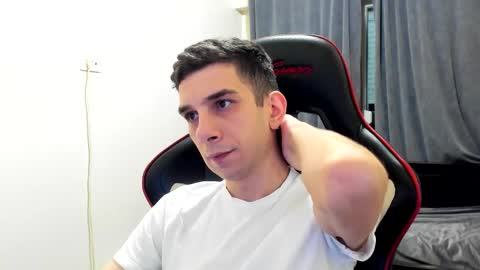 Andrew C. online show from November 22, 9:45 pm