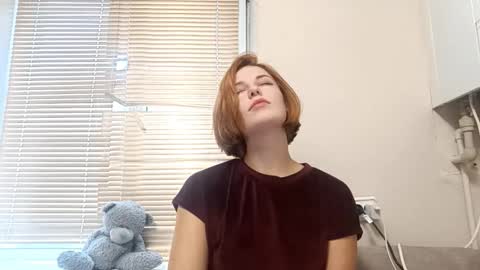 Chloe online show from November 10, 7:00 am