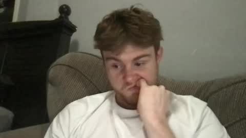 ryanhung_57 online show from January 19, 2:43 am