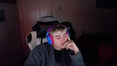 ryanisntgay794 online show from December 29, 6:03 am