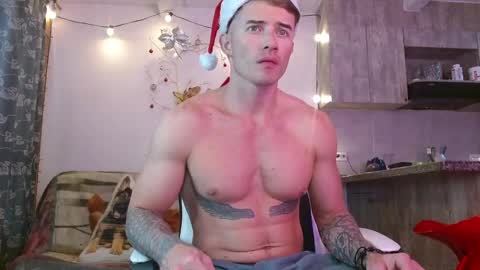 Ryan Blue ig ryannblue online show from December 24, 9:22 pm