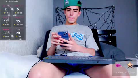 Ryannhill  online show from February 13, 6:20 am