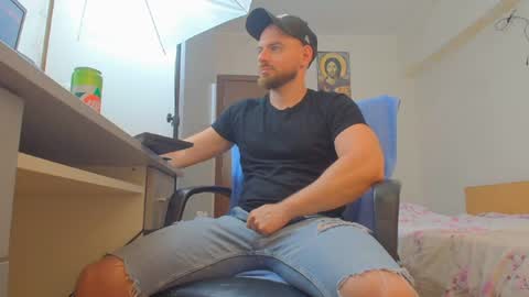 Ryanstone  online show from July 20, 11:12 am