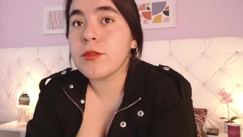 Ryder and Violet online show from January 28, 3:25 am