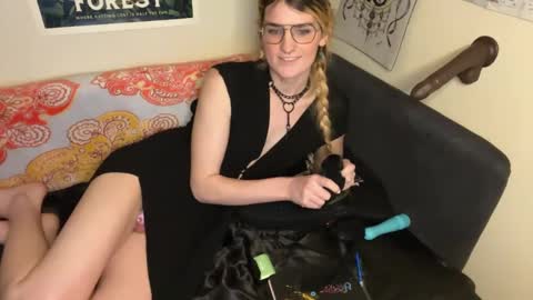Ryn Michele online show from February 16, 12:52 am