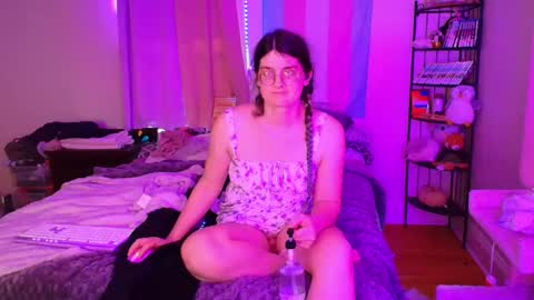 Ryn Michele online show from May 11, 12:06 am