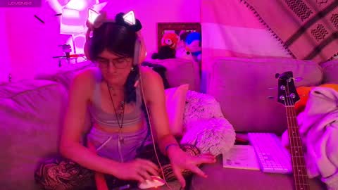 Ryn Michele online show from October 30, 9:04 pm