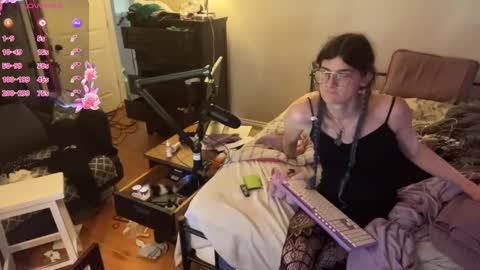 Ryn Michele online show from September 13, 1:02 pm
