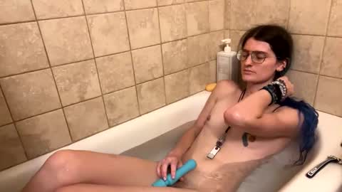 Ryn Michele online show from November 8, 12:46 am