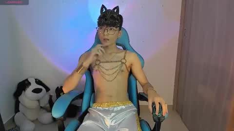 RYO BLEU online show from December 14, 3:02 am