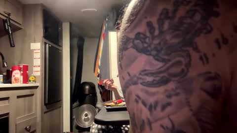 RyTracey2024 online show from December 18, 10:02 pm