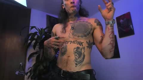 leopmonk help me reach 100 thumbs up online show from October 18, 3:27 pm