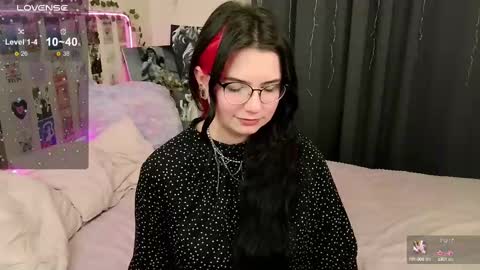 Kate online show from March 3, 5:31 am