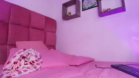 Snapshot of s_samanthax chatting on March 2, 3:02 am Samantha online show from March 2, 3:02 am