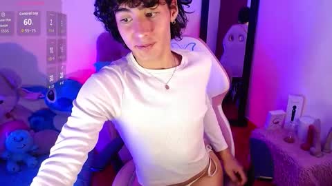 Santi  online show from October 1, 3:38 am