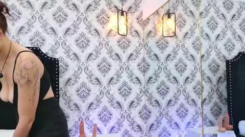 Snapshot of saara_brown chatting on September 13, 3:53 am Saara Brown online show from September 13, 3:53 am
