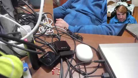 1141323  my Lord Mister Max   moms treasure online show from November 27, 10:50 pm