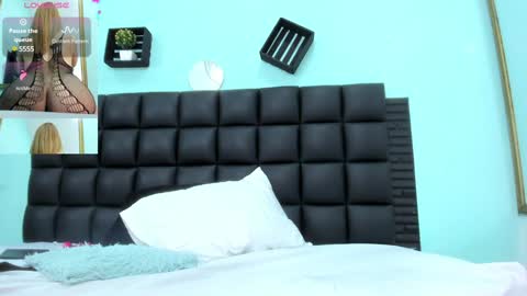 Snapshot of sabrina_med chatting on February 6, 6:02 pm sabrina online show from February 6, 6:02 pm