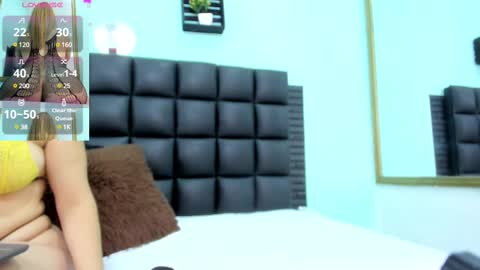 Snapshot of sabrina_med chatting on February 26, 11:21 am sabrina online show from February 26, 11:21 am
