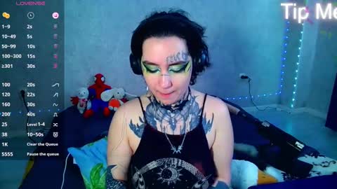 Snapshot of sabrina_raiders_666 chatting on February 26, 11:43 am Lilith Solar online show from February 26, 11:43 am