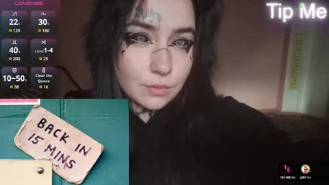 Snapshot of sabrina_raiders_666 chatting on February 19, 3:50 am Lilith Solar online show from February 19, 3:50 am