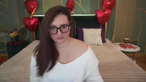 Sabrina online show from March 1, 7:08 am