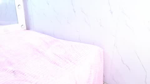 mariana  online show from October 10, 1:00 am