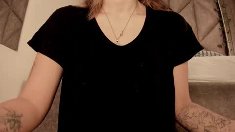 S A B R I N A  online show from December 15, 11:50 am