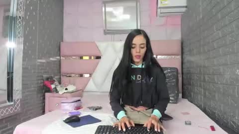Sacha online show from September 20, 4:10 pm