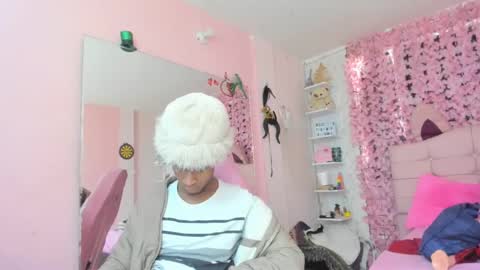 sack_wink online show from September 23, 7:31 pm