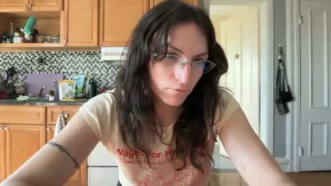 Sadie online show from March 10, 5:39 pm