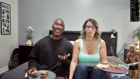 SadieRW online show from April 8, 1:52 am