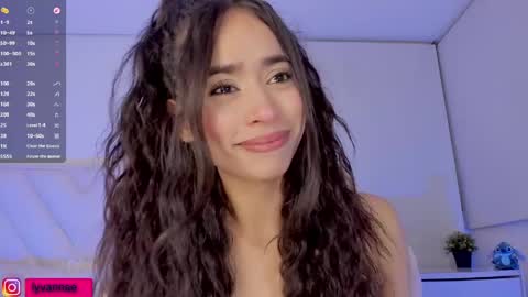 saely1 online show from April 19, 3:29 am