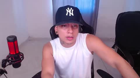 Snapshot of saenz_hotx chatting on January 26, 6:58 pm saenz_hotx online show from January 26, 6:58 pm