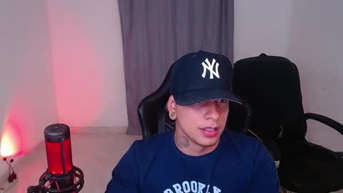 Snapshot of saenz_hotx chatting on January 28, 1:08 am saenz_hotx online show from January 28, 1:08 am