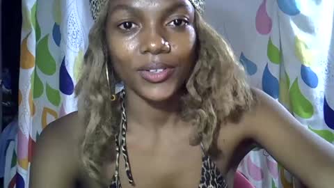 Snapshot of safira19 chatting on September 11, 10:00 pm safira19 online show from September 11, 10:00 pm