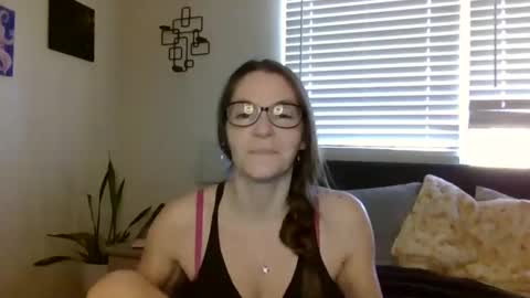 Lelo online show from January 14, 7:00 pm