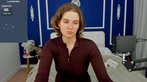 Adel online show from November 1, 1:10 pm