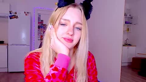 Sofia online show from February 20, 3:28 am